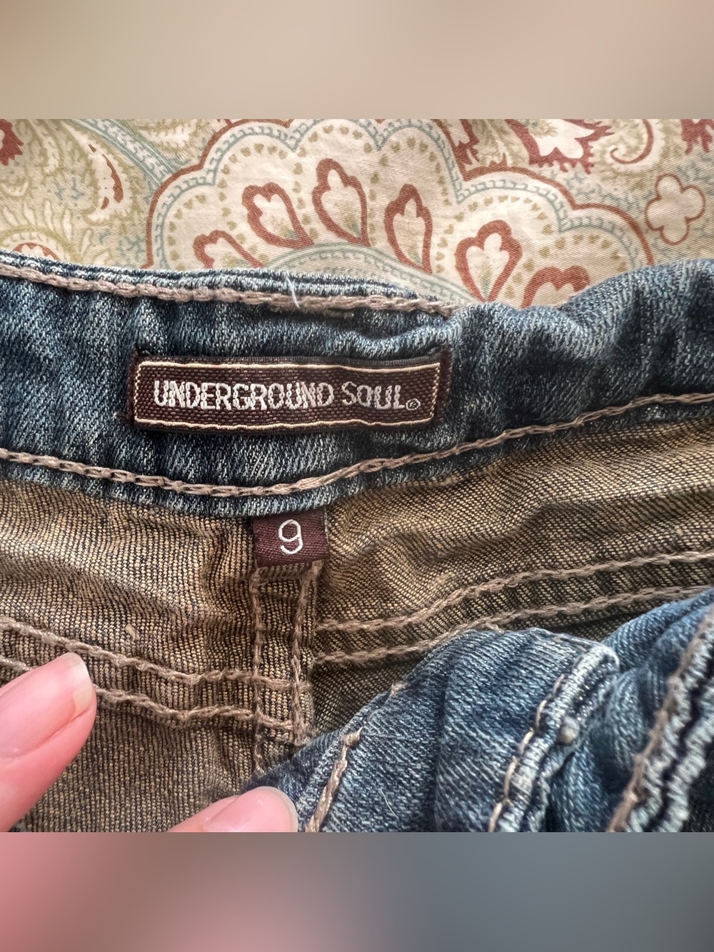 Underground Distressed Raw Hem Denim Cutoff Shorts - Faded Blue Size 9 - Picture 2 of 12